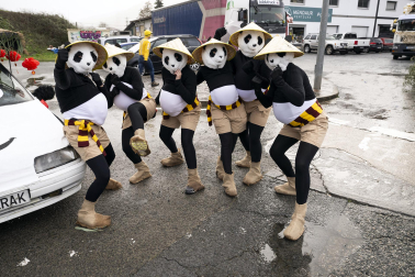 Desfile de carrozas en los Carnavales de Santesteban