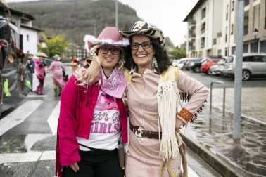 Desfile de carrozas en los Carnavales de Santesteban