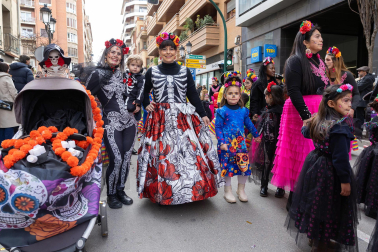 Carrozas, disfraces, color, música y alegría este domingo 15 de febrero en el desfile de carnaval en Tudela