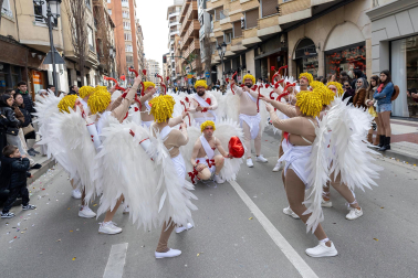 Carrozas, disfraces, color, música y alegría este domingo 15 de febrero en el desfile de carnaval en Tudela