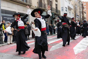 Carrozas, disfraces, color, música y alegría este domingo 15 de febrero en el desfile de carnaval en Tudela