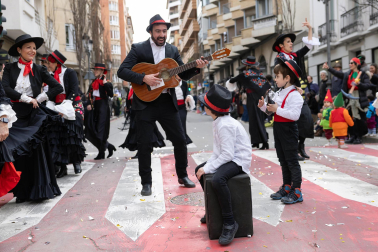 Carrozas, disfraces, color, música y alegría este domingo 15 de febrero en el desfile de carnaval en Tudela