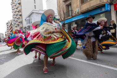Carrozas, disfraces, color, música y alegría este domingo 15 de febrero en el desfile de carnaval en Tudela