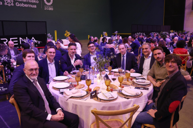 Fotos de la entrega del Premio Navarra Empresarial 2026 en el pabellón Navarra Arena