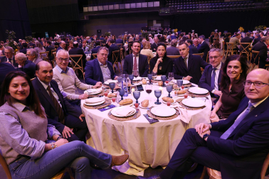 Fotos de la entrega del Premio Navarra Empresarial 2026 en el pabellón Navarra Arena