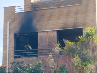 Fotos del incendio de una vivienda unifamiliar en Mutilva