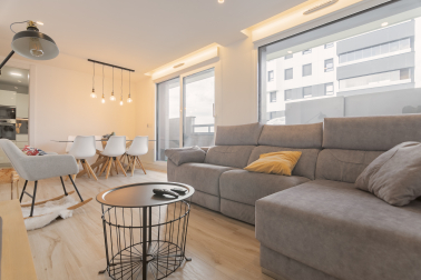 Ático con grandes terrazas en Lezkairu