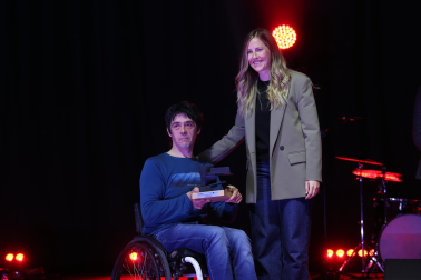 Reconocimiento a los deportistas destacados en el año 2025 durante la ceremonia celebrada en el pabellón Navarra Arena