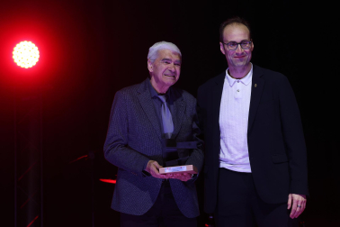 Reconocimiento a los deportistas destacados en el año 2025 durante la ceremonia celebrada en el pabellón Navarra Arena
