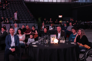 Reconocimiento a los deportistas destacados en el año 2025 durante la ceremonia celebrada en el pabellón Navarra Arena