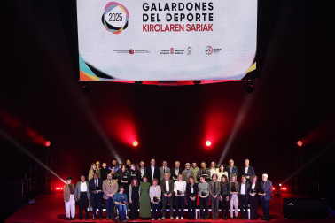 Reconocimiento a los deportistas destacados en el año 2025 durante la ceremonia celebrada en el pabellón Navarra Arena