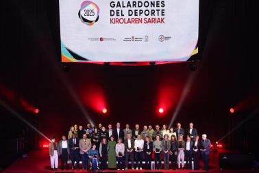 Reconocimiento a los deportistas destacados en el año 2025 durante la ceremonia celebrada en el pabellón Navarra Arena