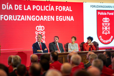 Foto del Día de la Policía Foral.
