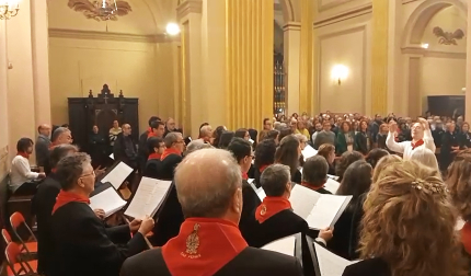 Música durante la liturgia dedicada a las Hermanas de la Soledad