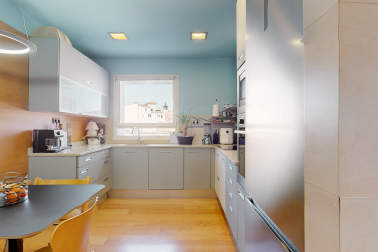 Vivienda reformada en la plaza de la Cruz