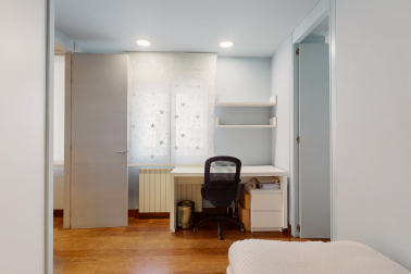 Vivienda reformada en la plaza de la Cruz