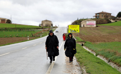 Fotos de los grupos de Tierra Estella durante la primera Javierada de 2026