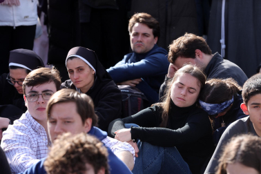 Multitudinaria celebración eucarística en la explanada del castillo de Javier este domingo, 8 de marzo