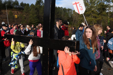 Multitudinaria celebración eucarística en la explanada del castillo de Javier este domingo, 8 de marzo