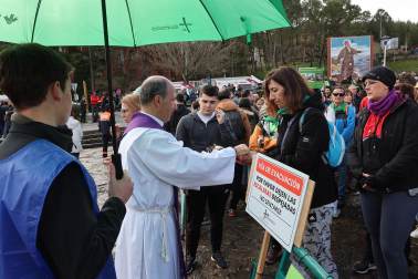 Multitudinaria celebración eucarística en la explanada del castillo de Javier este domingo, 8 de marzo