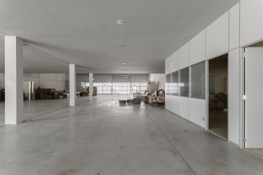Nave premium en Tajonar:1.400 m² de eficiencia