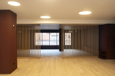 Fotos del primer centro de día municipal para personas mayores en el barrio de la Rochapea de Pamplona