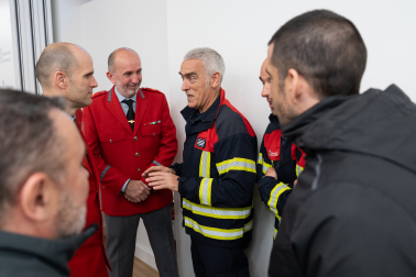 El pueblo de Paiporta, Valencia, agradece a los servicios de emergencia navarros su colaboración durante la Dana