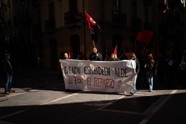 Fotos de las movilizaciones en Pamplona por la huelga general en Navarra por un salario mínimo propio