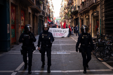 Fotos de las movilizaciones en Pamplona por la huelga general en Navarra por un salario mínimo propio