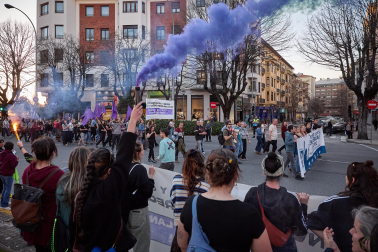 Fotos de las movilizaciones en Pamplona por la huelga general en Navarra por un salario mínimo propio