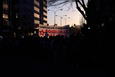 Fotos de las movilizaciones en Pamplona por la huelga general en Navarra por un salario mínimo propio