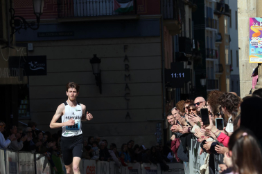 Fotos de la X Media Maratón Zubiri-Pamplona. |