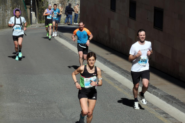 Fotos de la X Media Maratón Zubiri-Pamplona. |