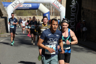 Fotos de la X Media Maratón Zubiri-Pamplona. |