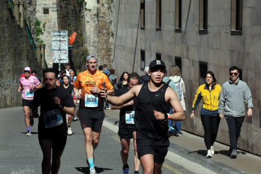 Fotos de la X Media Maratón Zubiri-Pamplona. |
