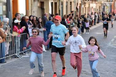 Fotos de la X Media Maratón Zubiri-Pamplona. |