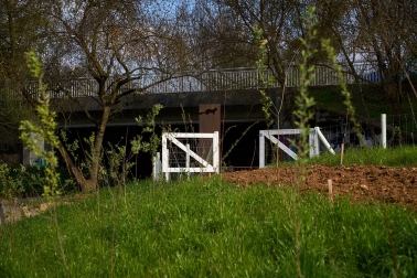 Fotos de la rehabilitación del molino de Ilundáin en el parque fluvial del Arga