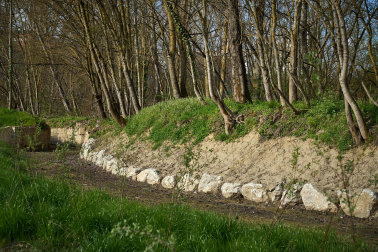 Fotos de la rehabilitación del molino de Ilundáin en el parque fluvial del Arga