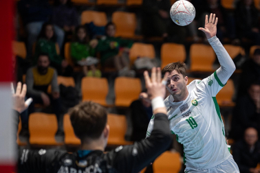 Eliminatoria de Copa del Rey entre Anaitasuna y Cangas