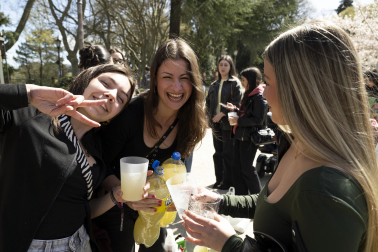 Fotos de la Carpa Universitaria de primavera 2026