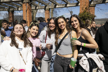 Fotos de la Carpa Universitaria de primavera 2026