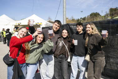 Fotos de la Carpa Universitaria de primavera 2026