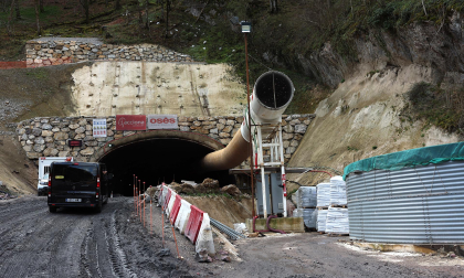 Foto de la visita de autoridades a las obras del nuevo túnel de Belate