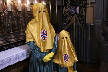 Fotos del traslado de La Dolorosa en Pamplona