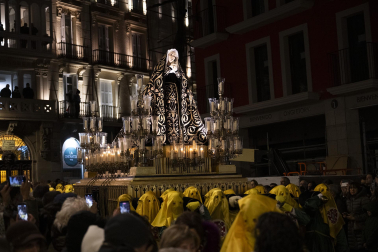 Fotos del traslado de La Dolorosa en Pamplona
