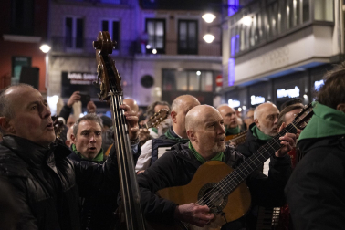 Fotos del traslado de La Dolorosa en Pamplona