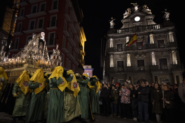 Fotos del traslado de La Dolorosa en Pamplona