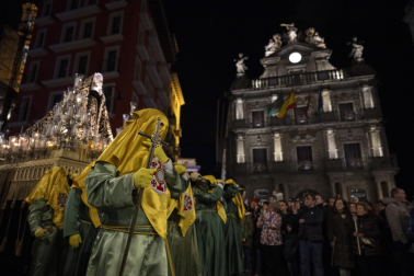 Fotos del traslado de La Dolorosa en Pamplona