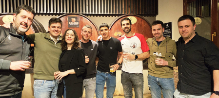 Unai Laso celebró en una sidrería con familiares y amigos el triunfo en la final del Campeonato de Parejas