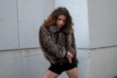 La bailarina Paula Puchart, en una imagen de la pieza 'Mi carrera'
